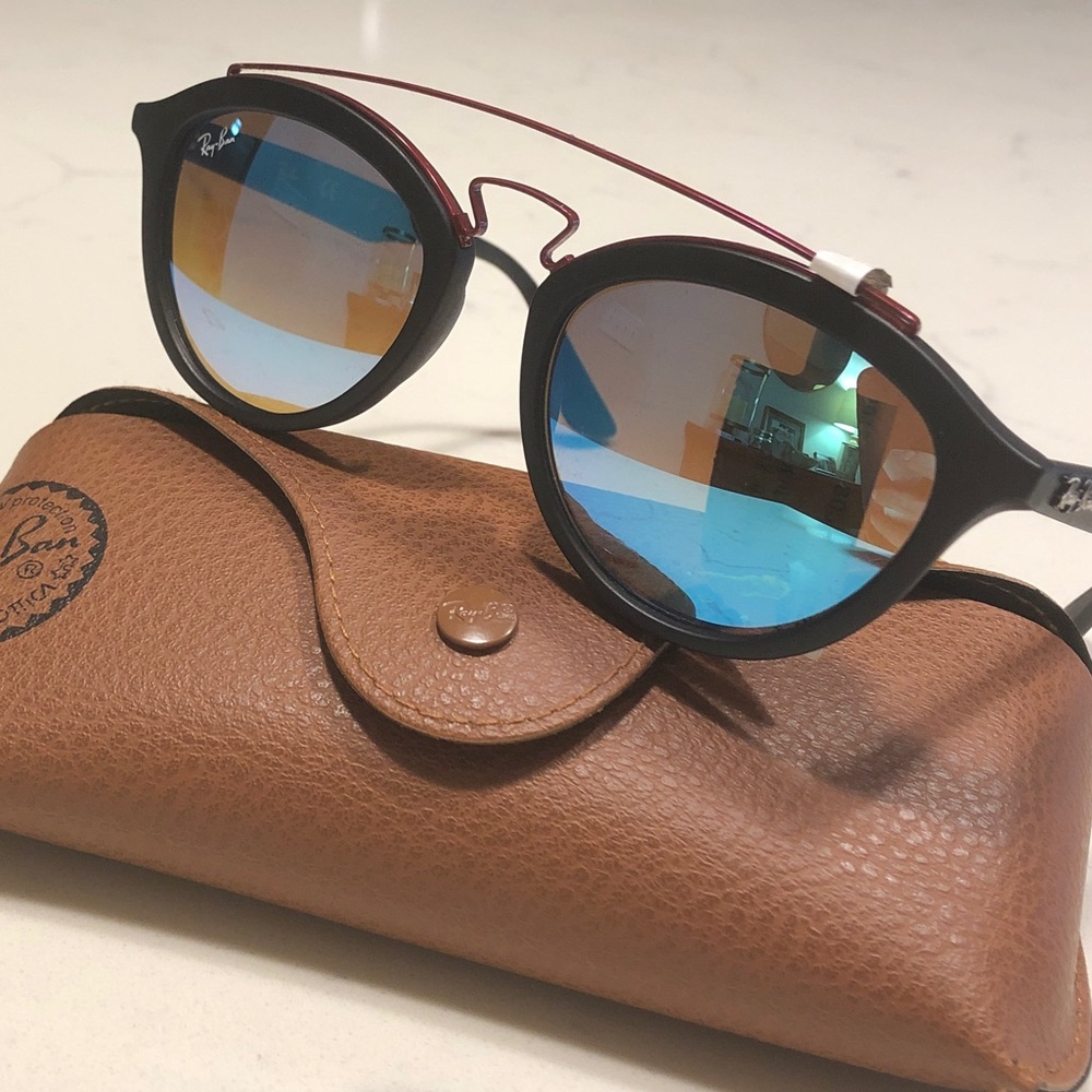 Women’s Ray Bans